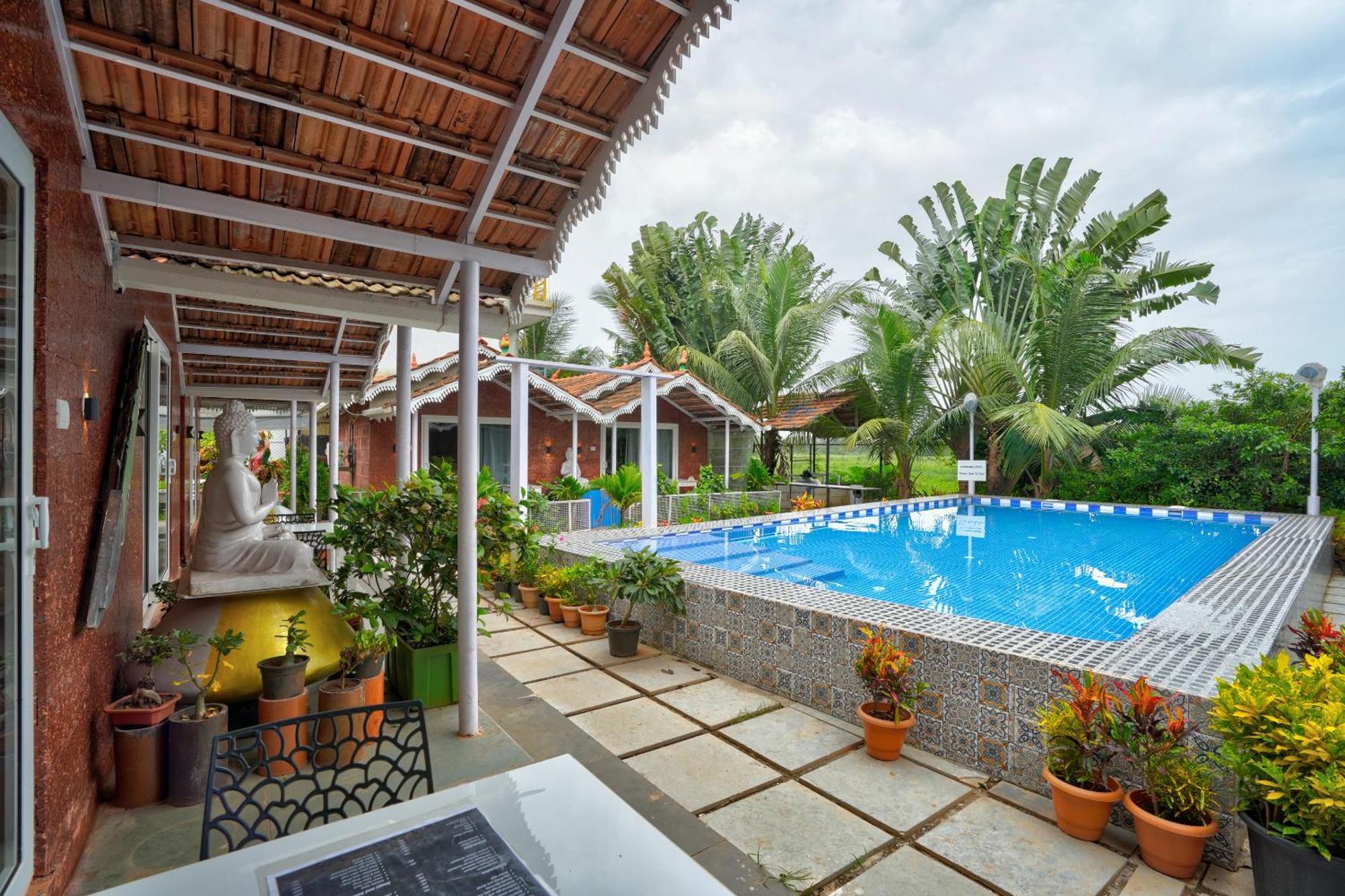 Golden Rice Resort & Cottages Candolim Exterior photo